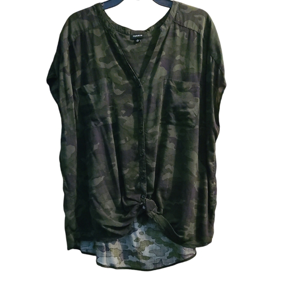 torrid Tops - Torrid Camouflage Button Down Top Plus Sz 3